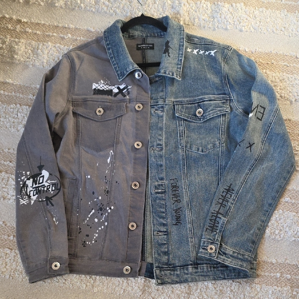 Manière De Voir Grey Blue Denim Jacket Large  graffiti Unisex